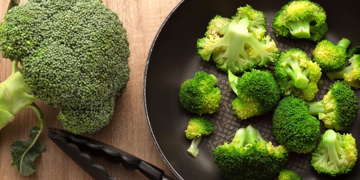 8 vērtīgākās brokoļu īpašības; stiprina kaulus un samazina holesterīna līmeni asinīs!