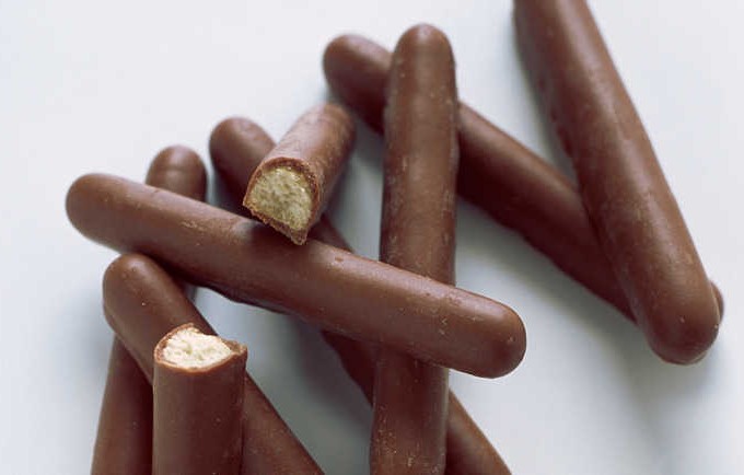 Recepte. “Šokolādes pirkstiņi ” – vienkārši un ātri pagatavojams našķis!