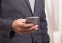 Kāpēc arvien vairāk cilvēku izmanto digitālos rīkus, lai ietaupītu naudu un laiku